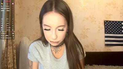 SarinaWiddows live cam on Cam4