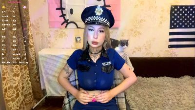 SarinaWiddows live cam on Cam4