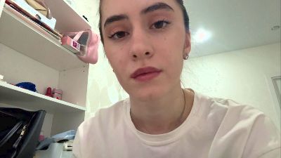 SaritaTrammel live cam on Cam4