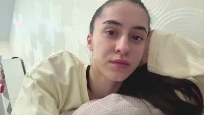SaritaTrammel live cam on Cam4