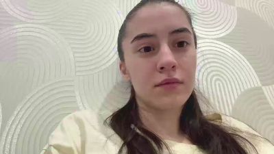 SaritaTrammel live cam on Cam4