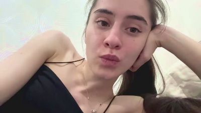 SaritaTrammel live cam on Cam4