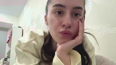 SaritaTrammel live cam on Cam4