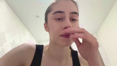 SaritaTrammel live cam on Cam4