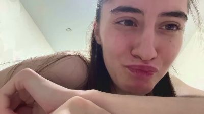 SaritaTrammel live cam on Cam4