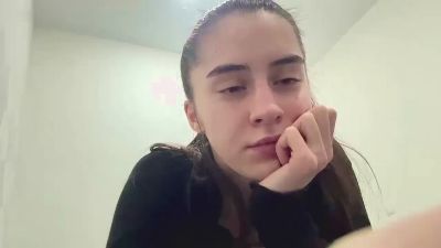 SaritaTrammel live cam on Cam4