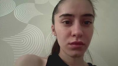 SaritaTrammel live cam on Cam4