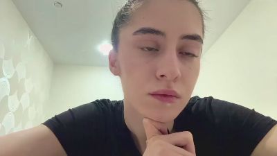SaritaTrammel live cam on Cam4