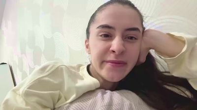SaritaTrammel live cam on Cam4