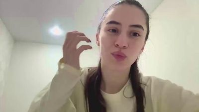 SaritaTrammel live cam on Cam4
