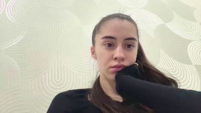 SaritaTrammel live cam on Cam4