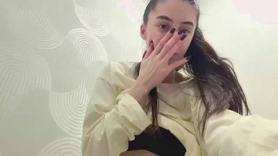 SaritaTrammel live cam on Cam4