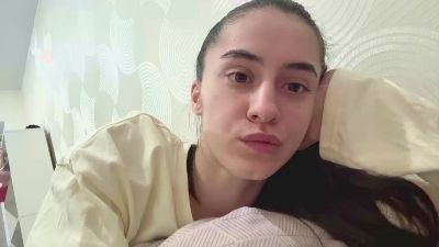 SaritaTrammel live cam on Cam4