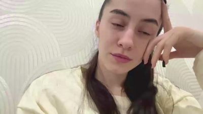 SaritaTrammel live cam on Cam4