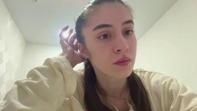 SaritaTrammel live cam on Cam4