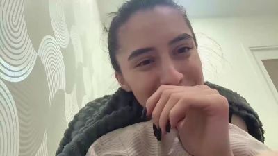 SaritaTrammel live cam on Cam4