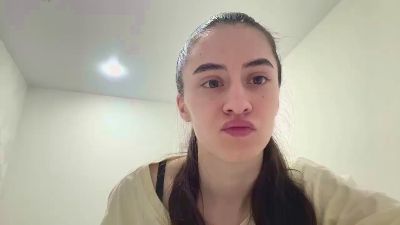 SaritaTrammel live cam on Cam4