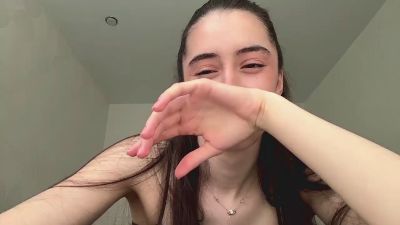 SaritaTrammel live cam on Cam4