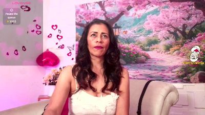 SashaMissHot live cam on Cam4