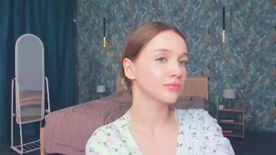 SashaOeltjen live cam on Cam4