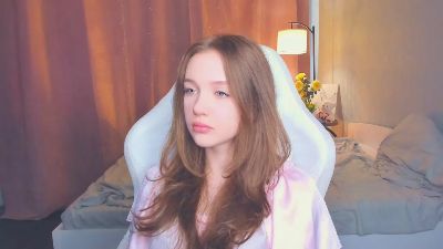 SashaOeltjen live cam on Cam4