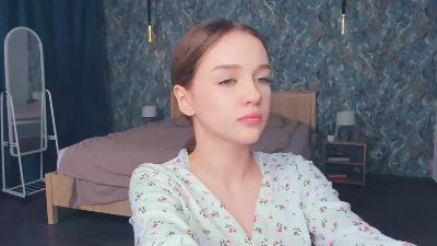 SashaOeltjen live cam on Cam4