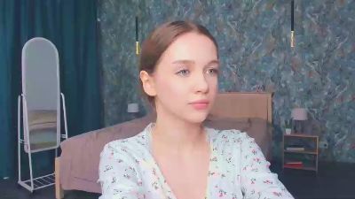 SashaOeltjen live cam on Cam4
