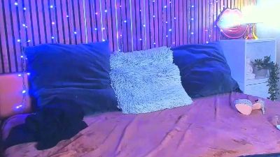 SashaSkyX live cam on Cam4