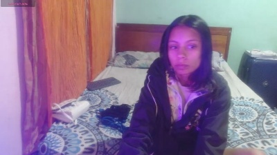 Sasha_Raven live cam on Cam4