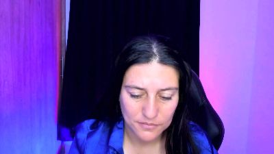 Saskyaa live cam on Cam4