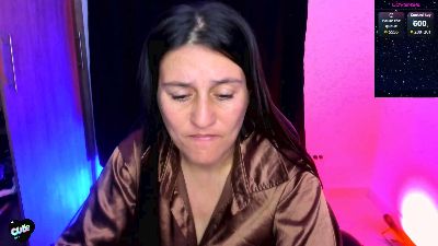 Saskyaa live cam on Cam4