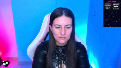 Saskyaa live cam on Cam4