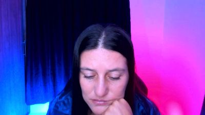 Saskyaa live cam on Cam4