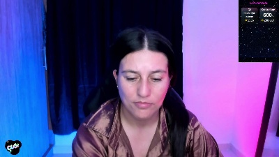 Saskyaa live cam on Cam4