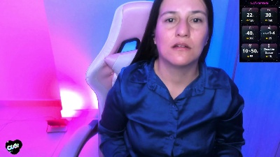 Saskyaa live cam on Cam4