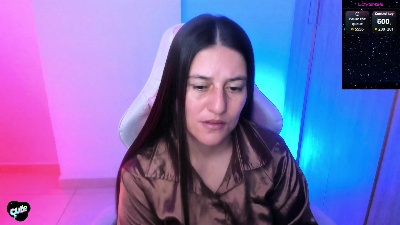 Saskyaa live cam on Cam4