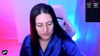 Saskyaa live cam on Cam4