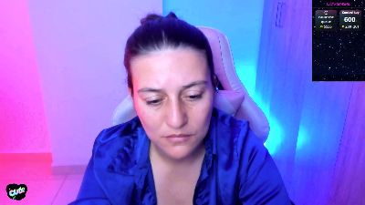 Saskyaa live cam on Cam4