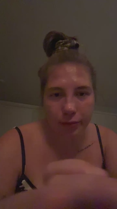 SassyLassy93 live cam on Cam4