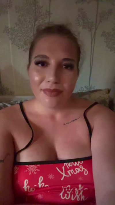 SassyLassy93 live cam on Cam4
