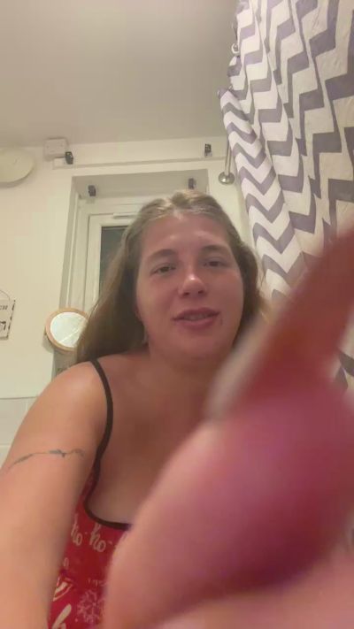 SassyLassy93 live cam on Cam4