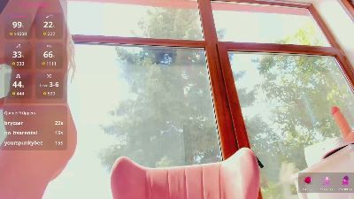 SassyTeenX live cam on Cam4