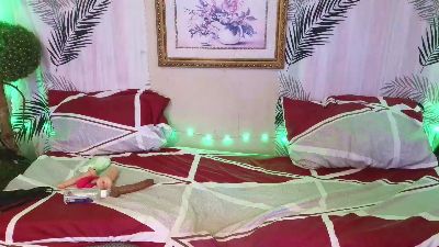 Sassy_gigi live cam on Cam4