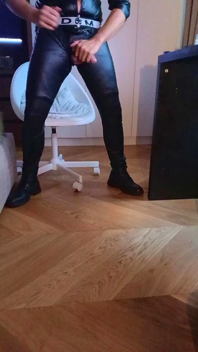 Savagesgf live cam on Cam4