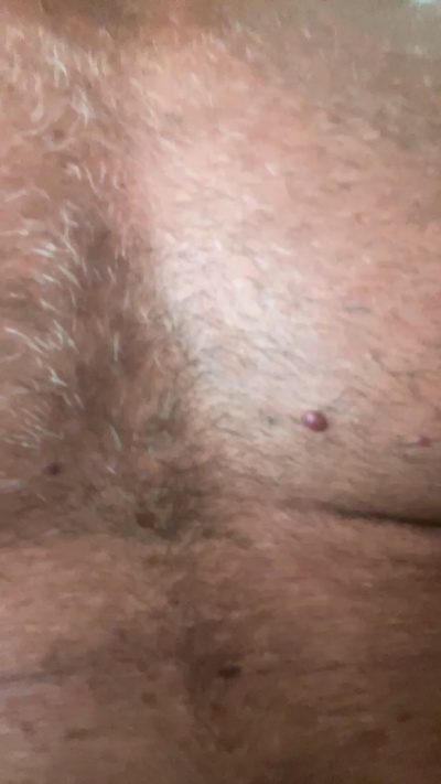 Saw1983 live cam on Cam4