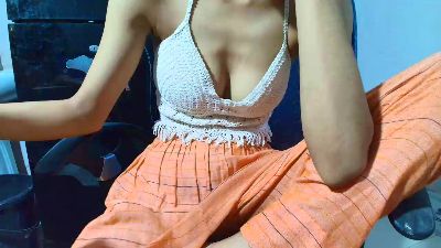 Sbeera live cam on Cam4