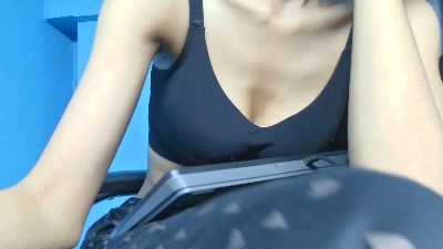 Sbeera live cam on Cam4