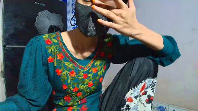 Sbeera live cam on Cam4