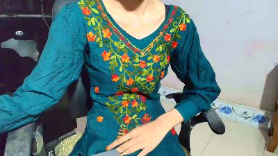 Sbeera live cam on Cam4