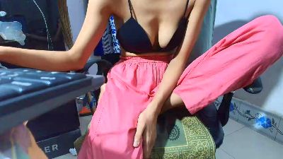 Sbeera live cam on Cam4